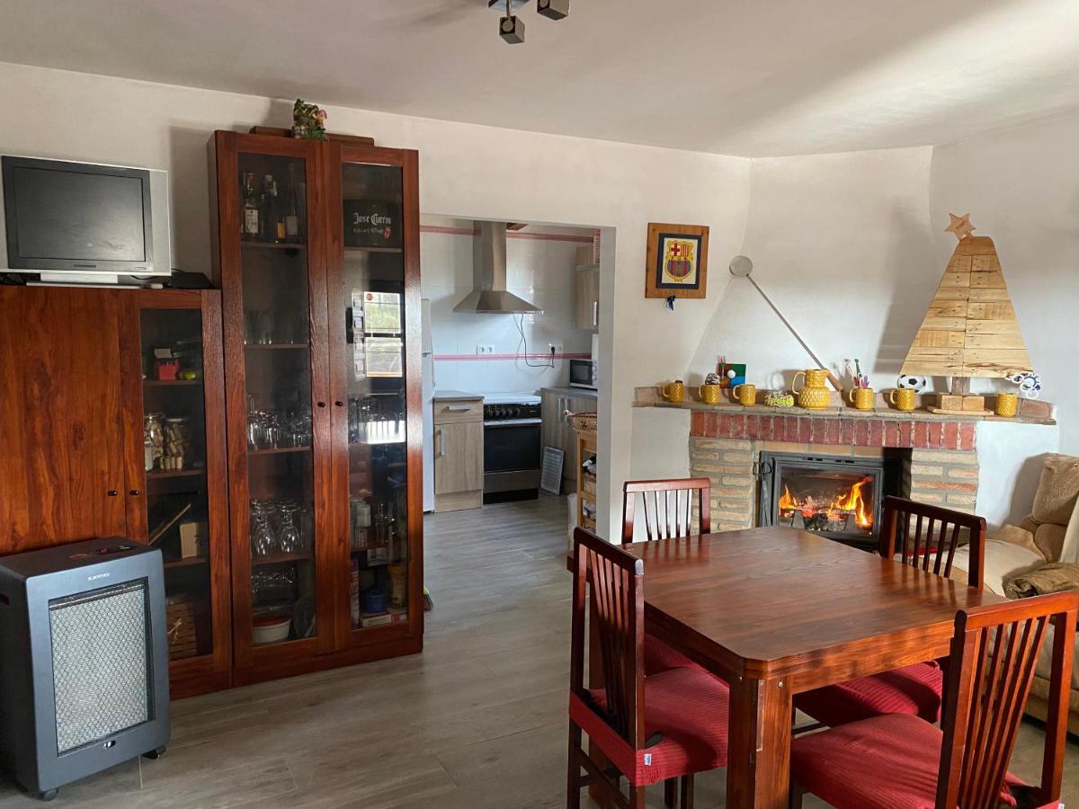 Lo Tros Villa Botarell Exteriör bild